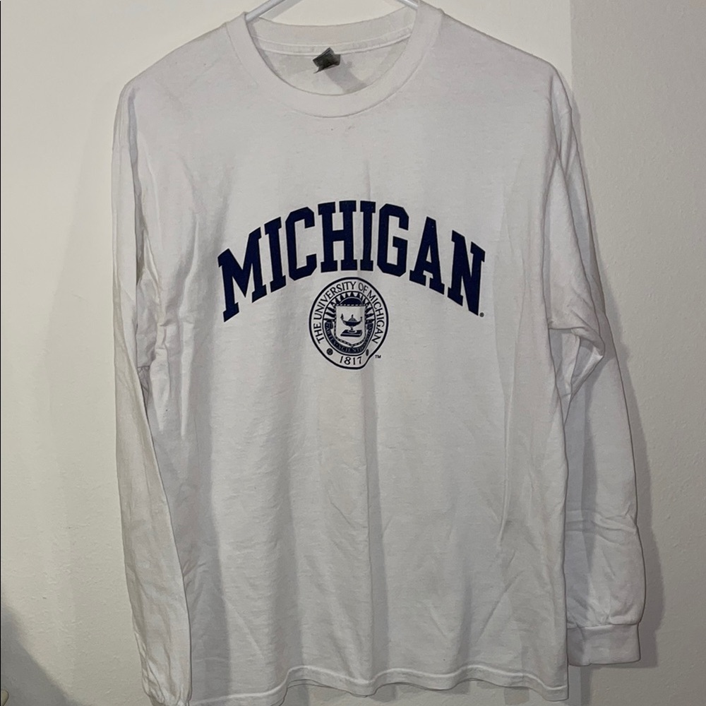 University of Michigan Long sleeve shirt